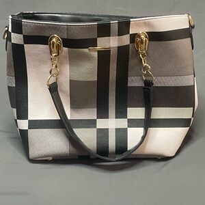 Plaid purse size medium.